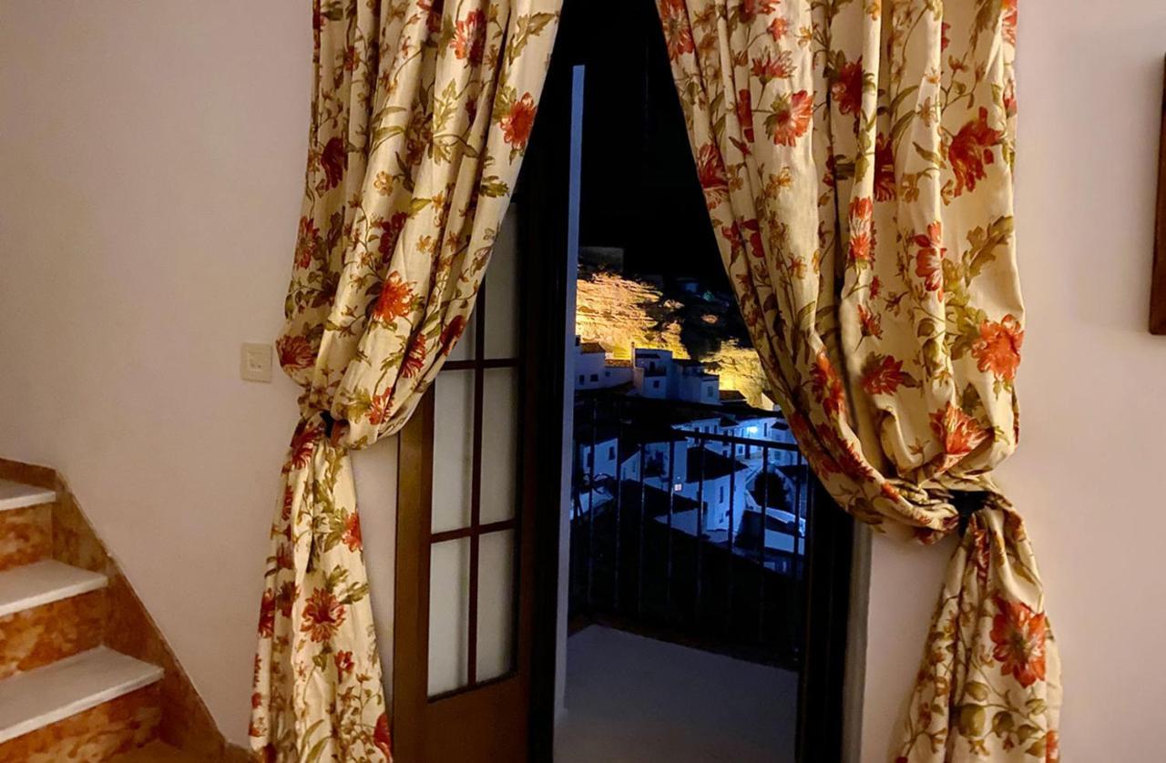 הוילה Setenil De Las Bodegas La Casa De La Lela מראה חיצוני תמונה